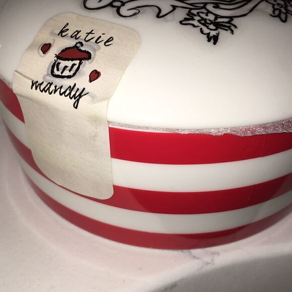 Love is a Virtue covered cotton ball bathroom dish - Picture 3 of 3